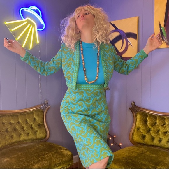 Vintage 1960s Belfry By Gerald Pierce mock-Neck Textured Mod Dress Set - Picture 8 of 11